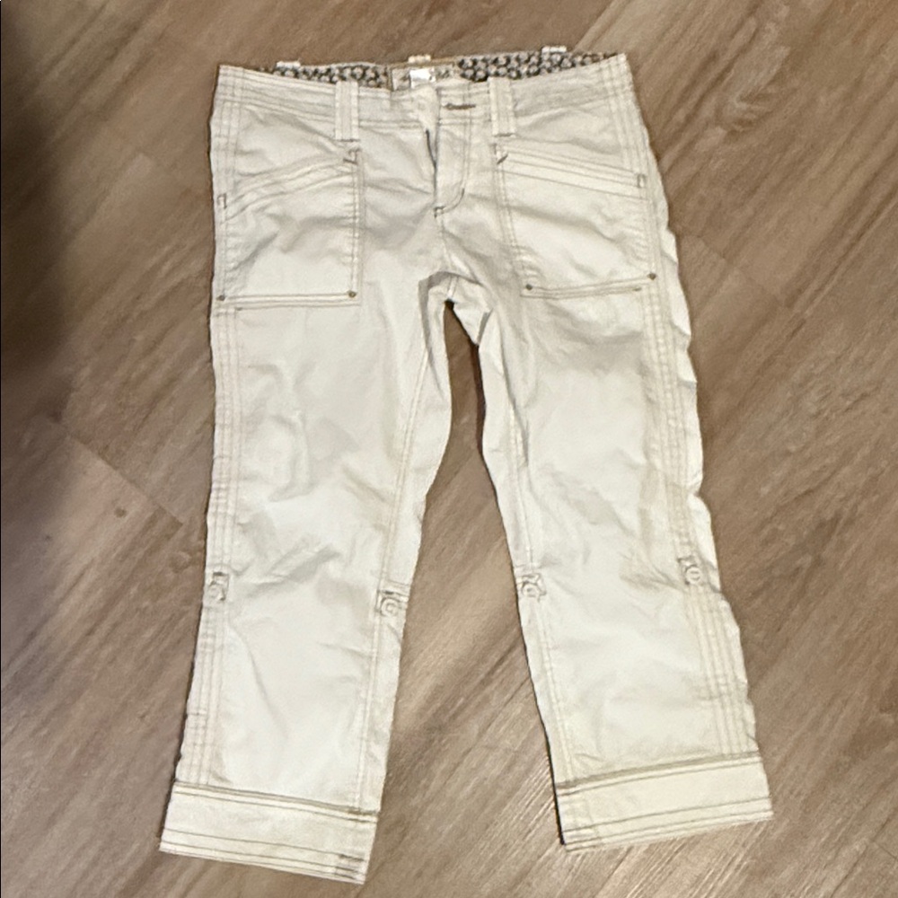 Aventura pants/capris. Organic size 6 creamy white
